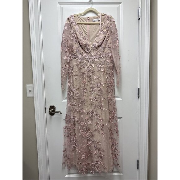 Mac Duggal Size 10 Pink 70224 Floral Applique Long Sleeve Illusion Gown Dress - Picture 4 of 12